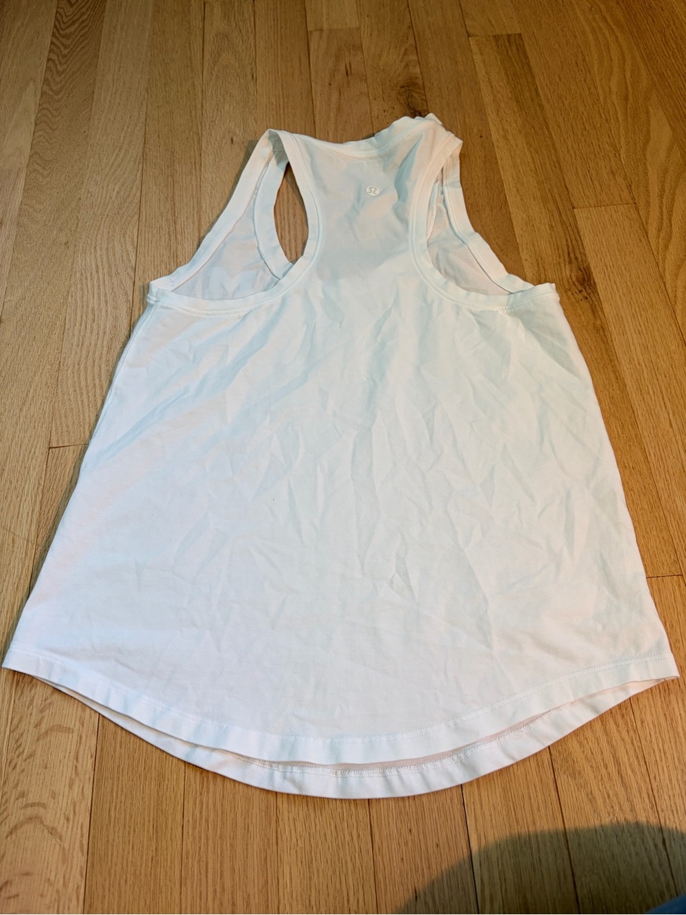Lululemon University of Michigan Tank Top White Size 2 Athletic Racerback - Picture 4 of 4